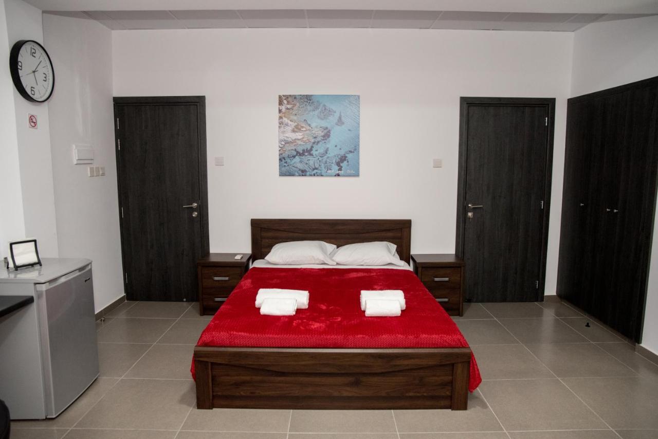Central Luxury Studios Agia Napa Exterior foto